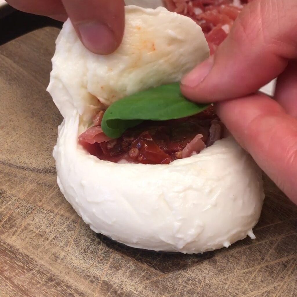 La mozzarella a sorpresa