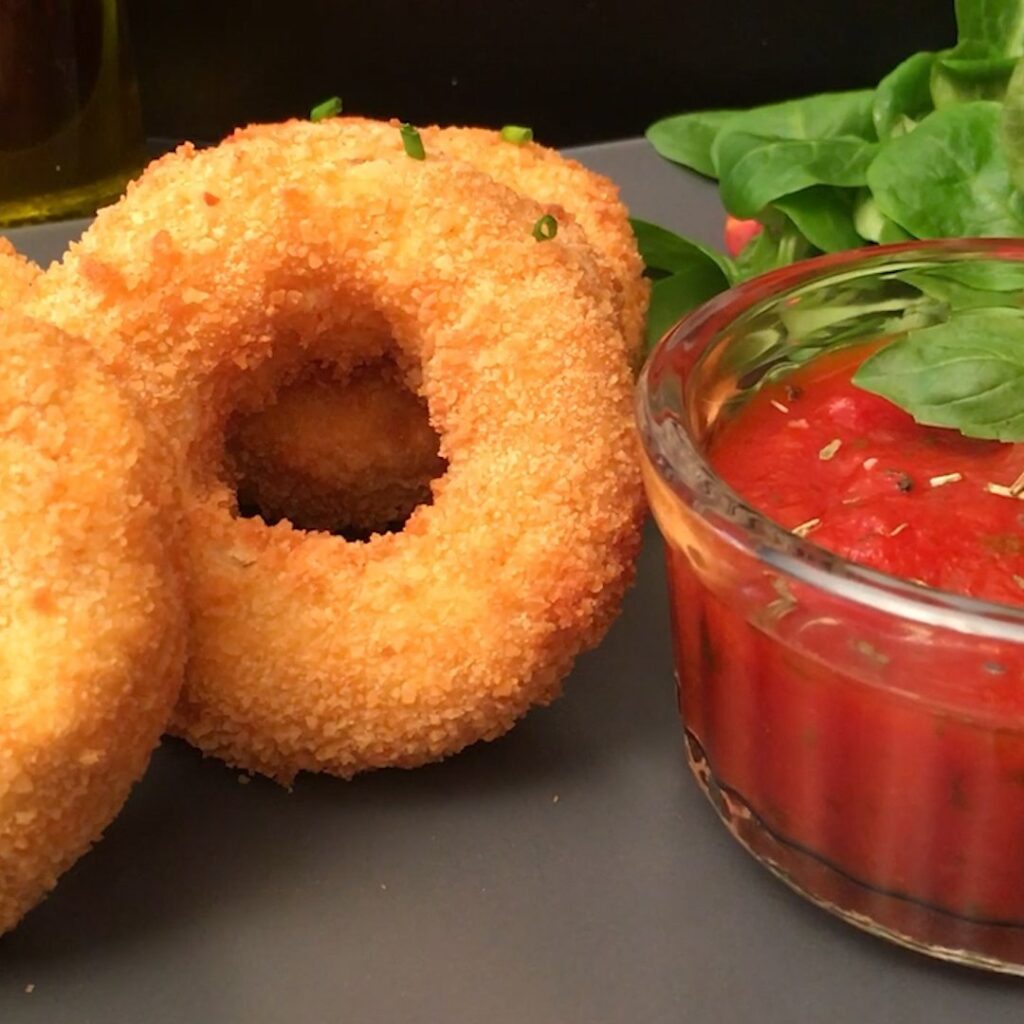 Cheesy onion rings