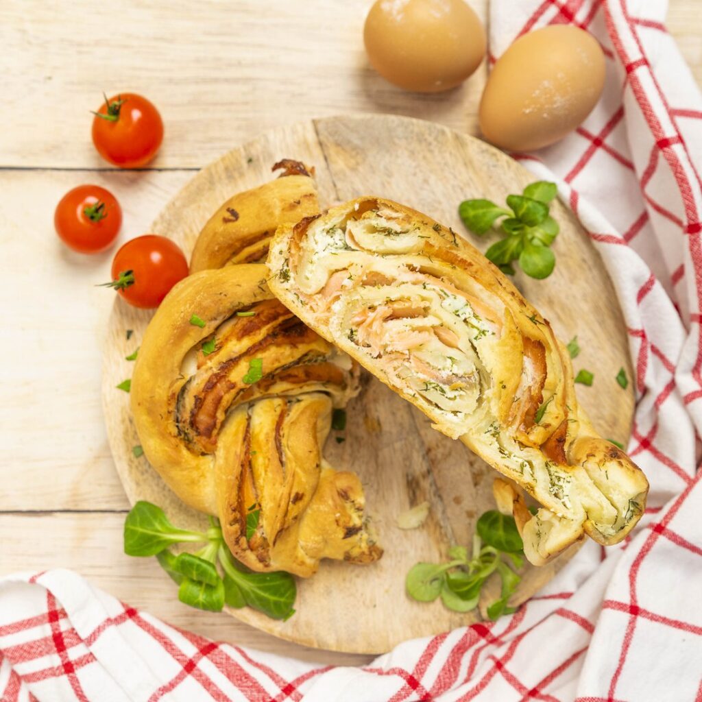 Corona attorcigliata al salmone