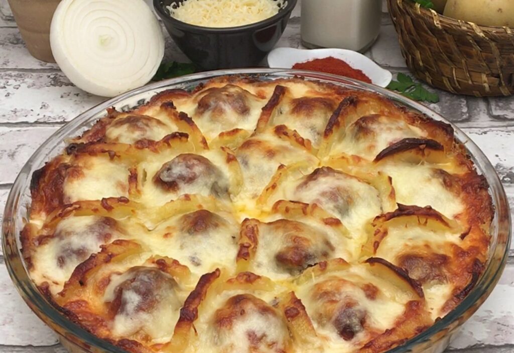 Gratinado de batatas e carne