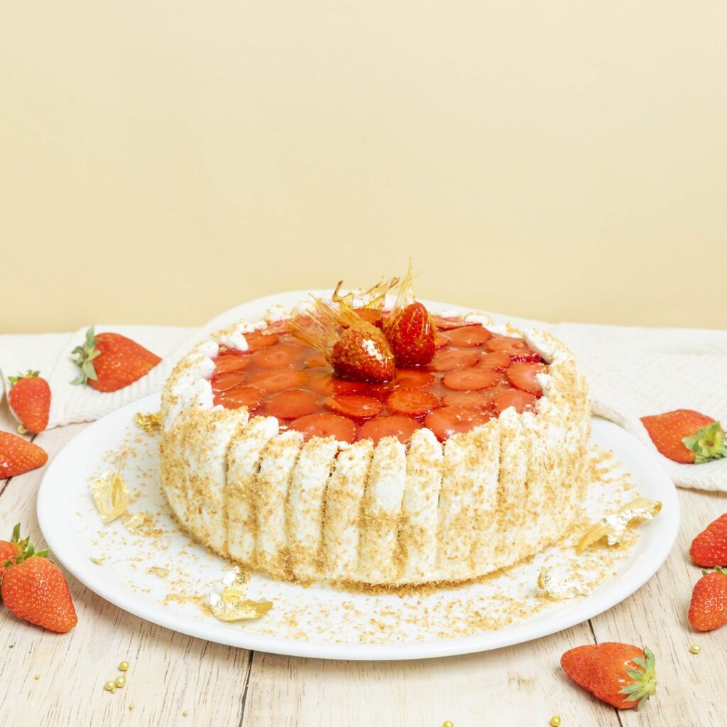 Gâteau glacé fraises-coco
