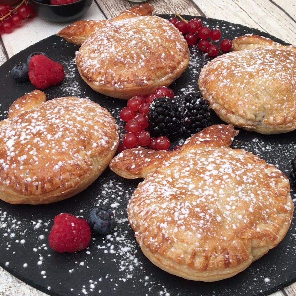 Autumn Apple Puffs
