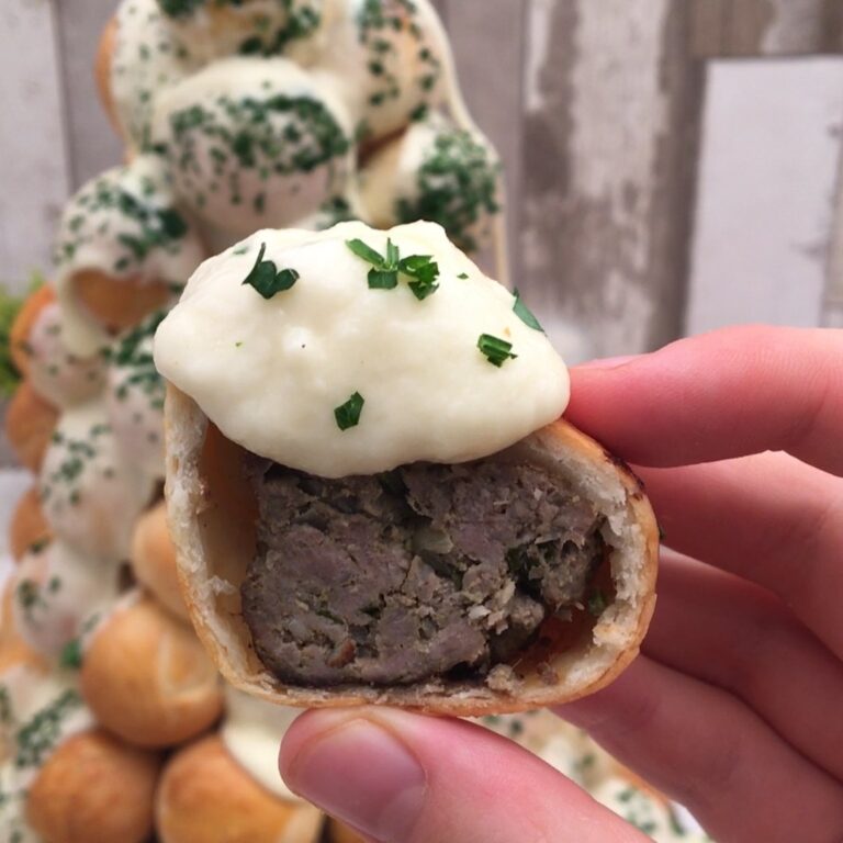 La pièce montée kefta