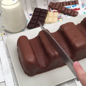 Bûche Kinder géant