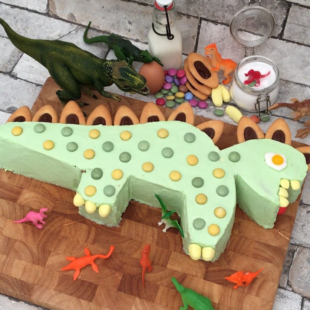 Gâteau dinosaure
