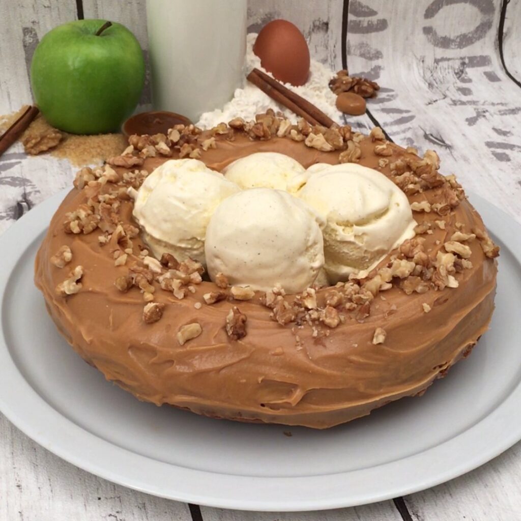 Caramel Apple Cake