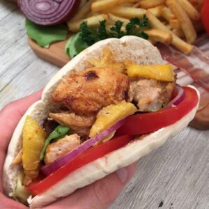 Kebab de pollo a la piña