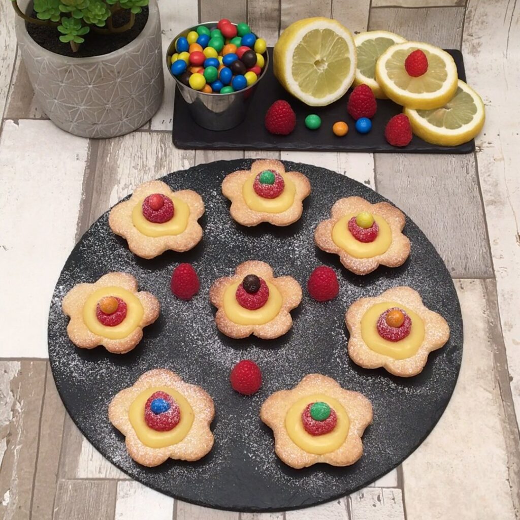 Flower Biscuits!