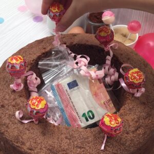 Geschenke-Torte
