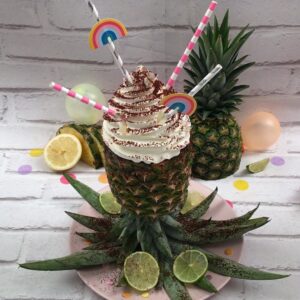 Cocktail ananas on fire