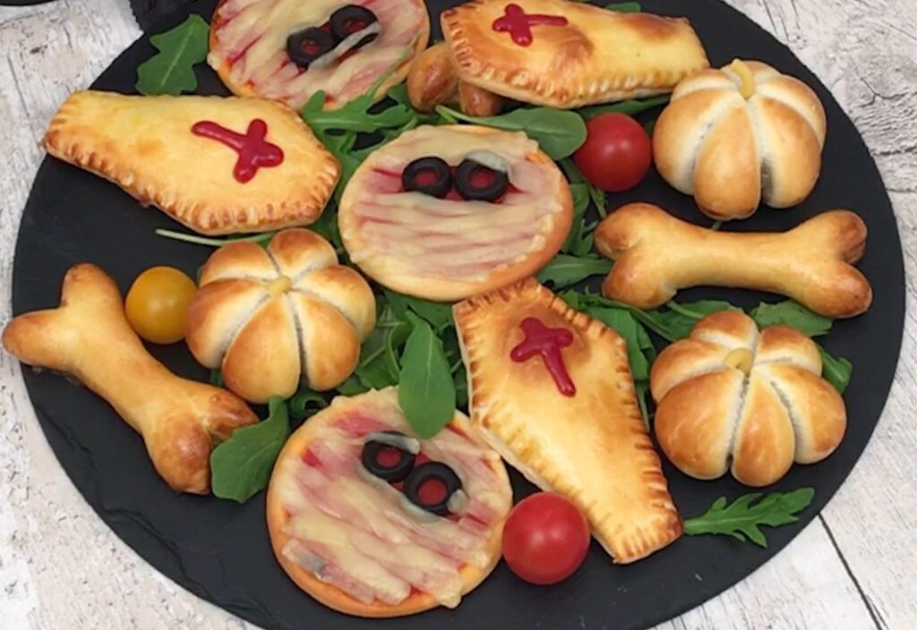Gruselige Pizza-Häppchen