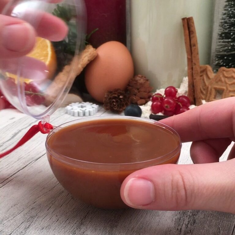 Spekulatius-Käsekuchen mit Glühwein Spekulatius-Käsekuchen mit Glühwein