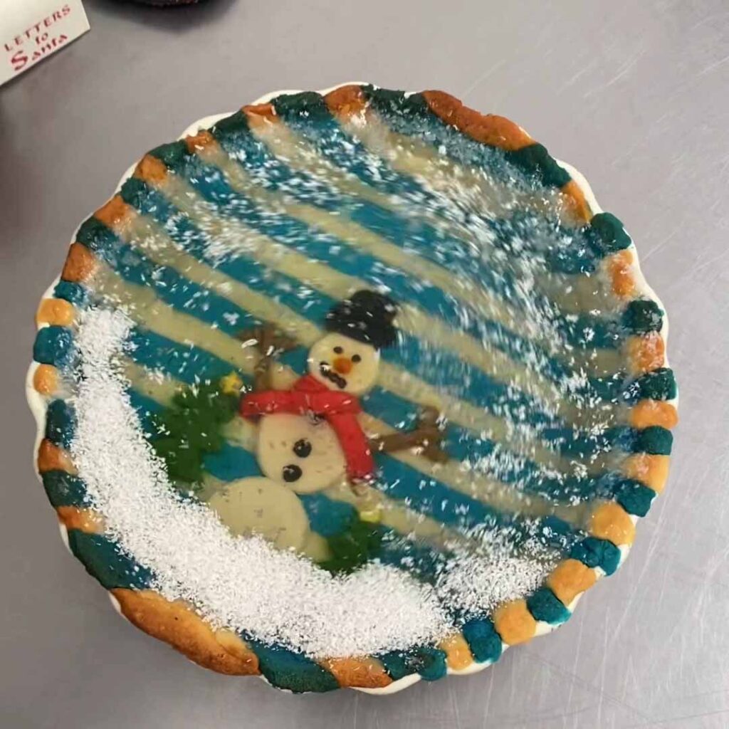 See-through Snow Globe Pie