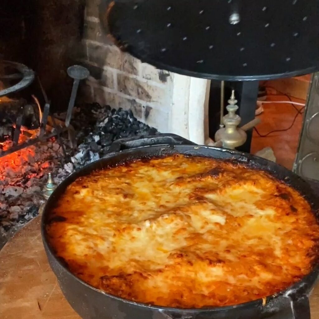 Lasagnes fumées à la cheminée de campagne