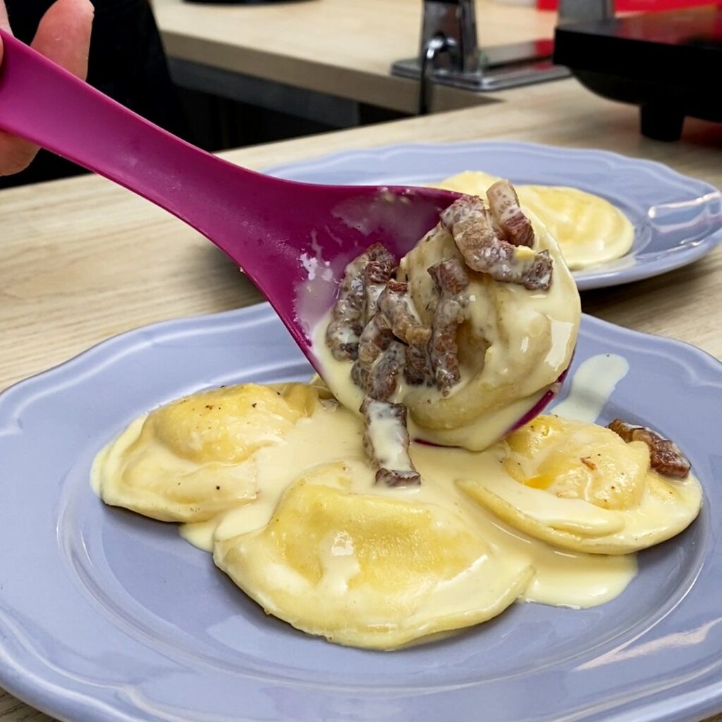 ¡Pasta fresca a la carbonara!