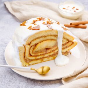 Cinnamon Rolls alle mele caramellate