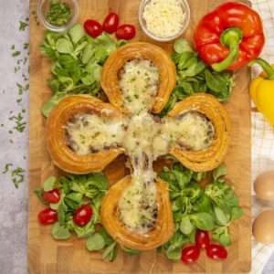 Ground Beef Clover Pie