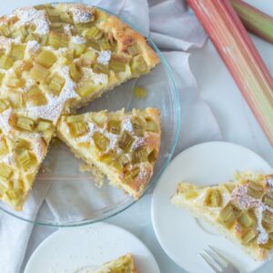 Gâteau à la rhubarbe exquis