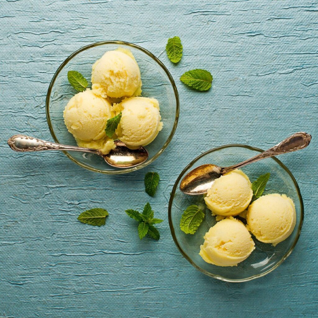 Glace maison à la vanille sans sorbetière