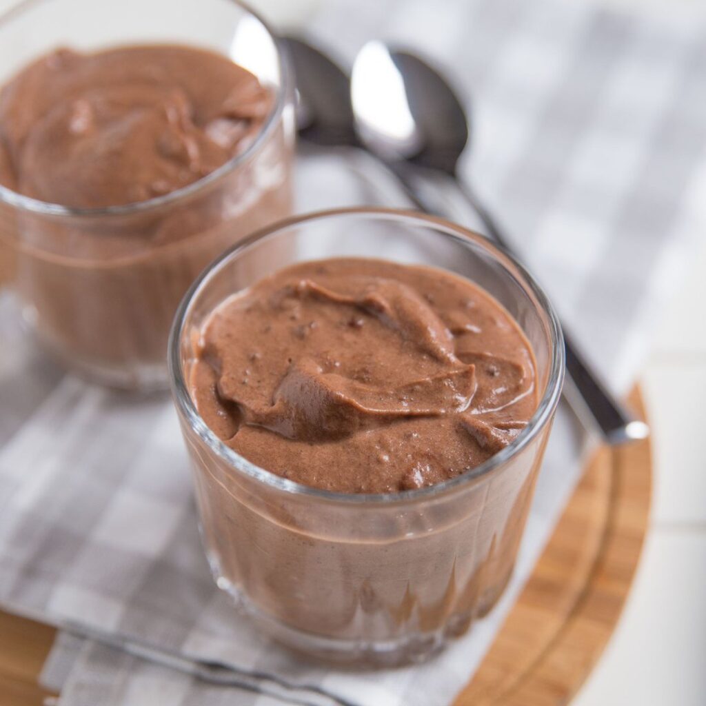 Mousse au chocolat noir facile et légère