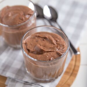 Mousse au chocolat noir facile et légère
