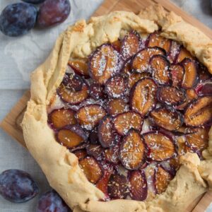 Tarte aux prunes rapide