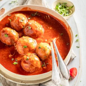 Boulettes de viande à la sauce tomate