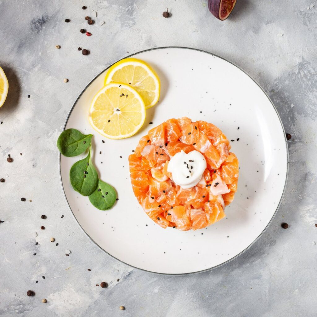 Tartare de saumon gastronomique