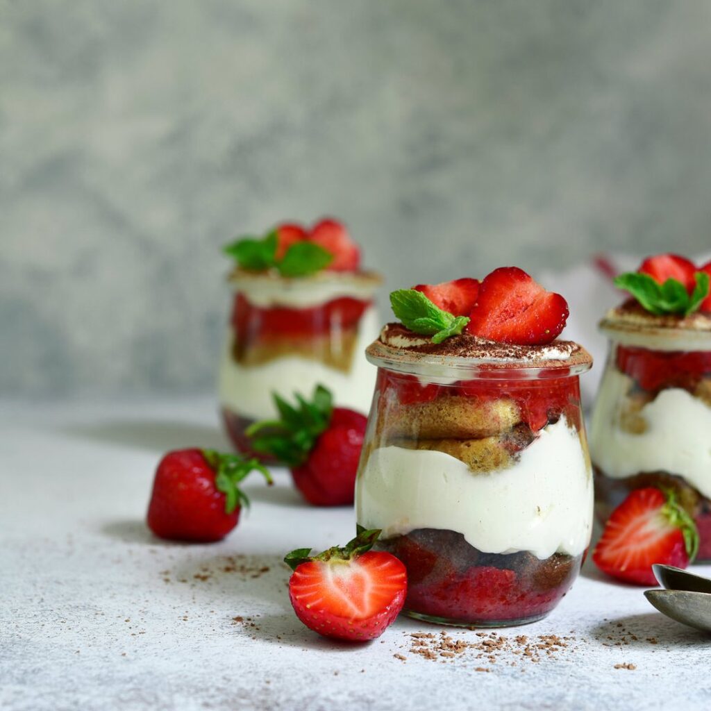 Verrines de tiramisu aux fraises