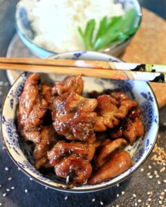 Gà ram gừng ou poulet au gingembre
