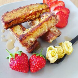 Brioche perdue fleur d’oranger et sirop d’érable