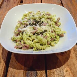 Pâtes avocat lardons façon carbonara