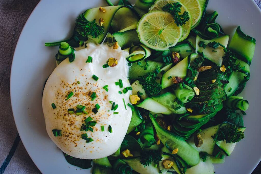 Green burrata salad