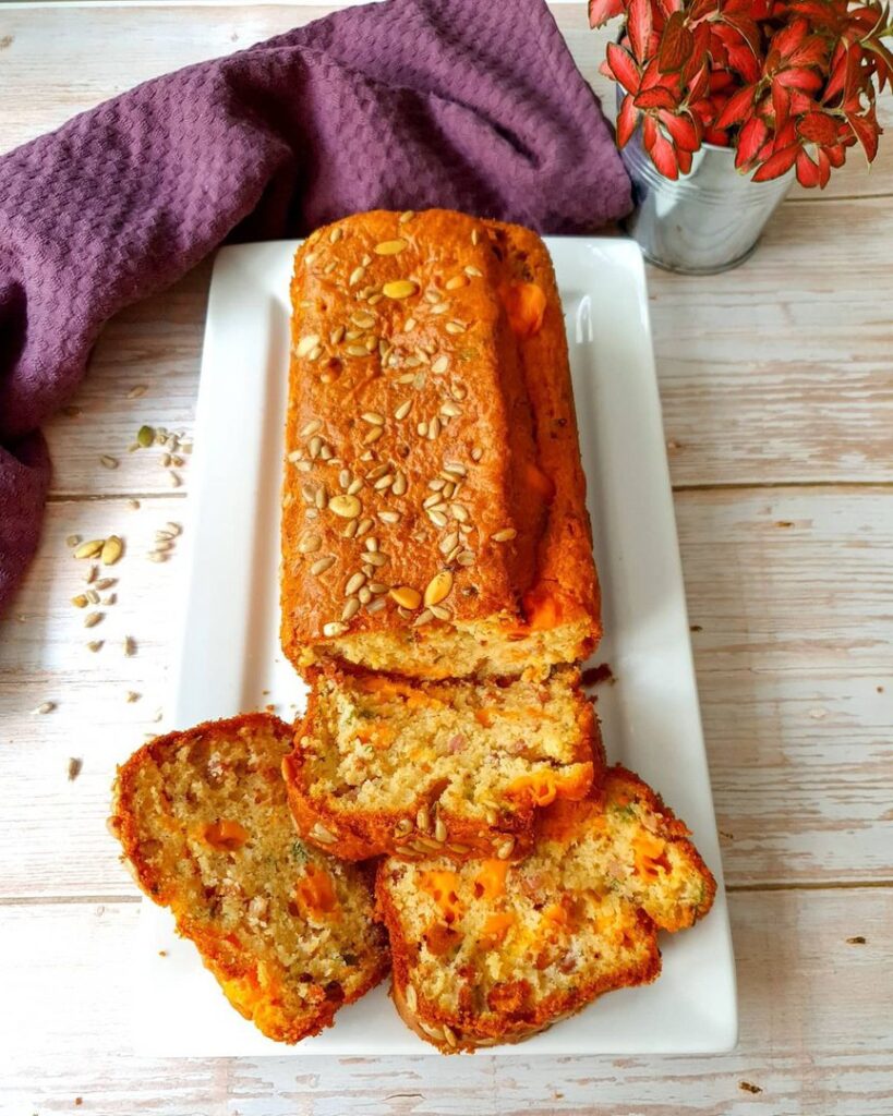 Cake lardons mimolette ciboulette