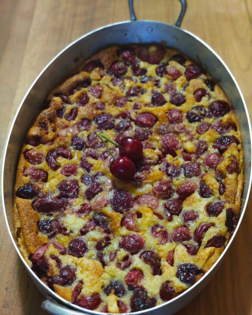 Clafoutis aux cerises familial