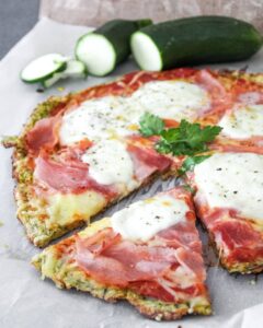 Pâte à pizza très légère aux courgettes