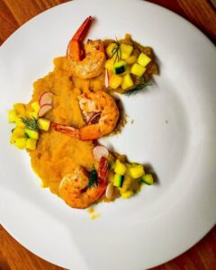 Gambas flambées au whisky et purée de butternut