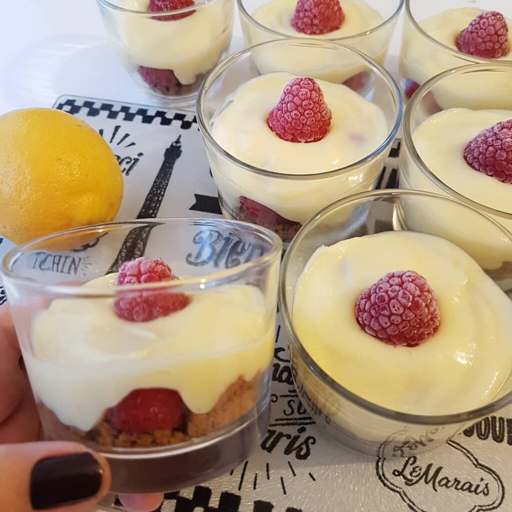 Verrines citron, framboises et spéculoos