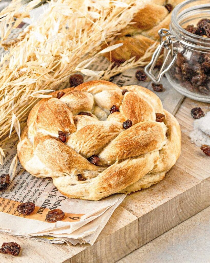 Brioche fleur d&rsquo;oranger & raisins secs