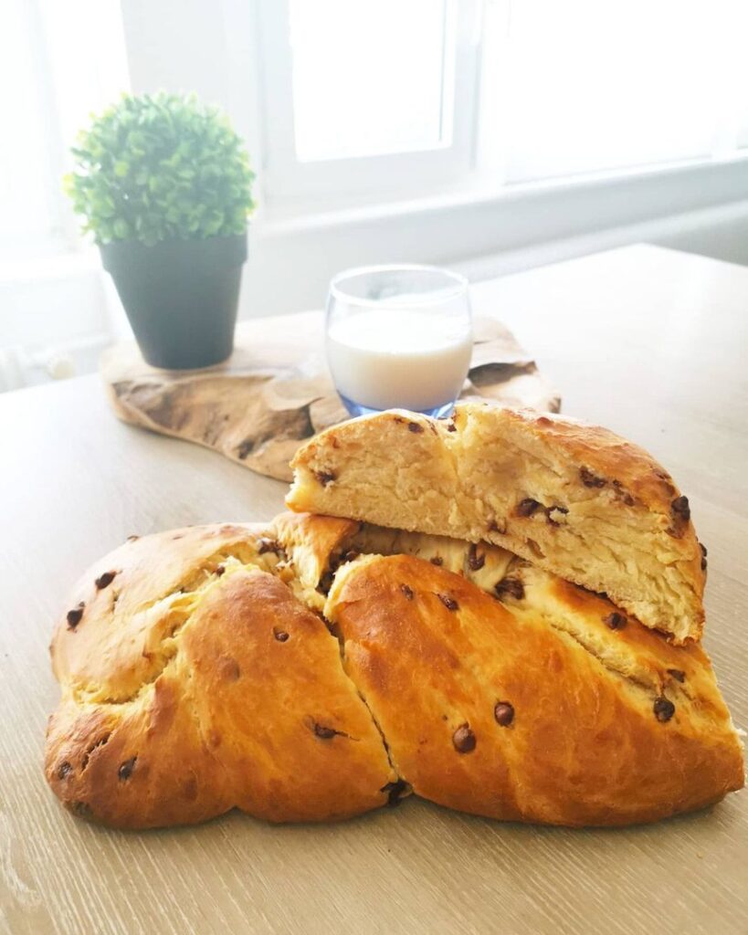 Brioche tressée aux pépites de chocolat