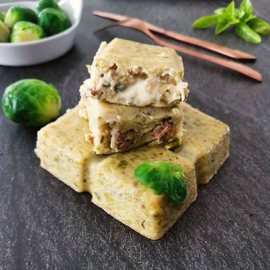 Quiche sans pâte chou de Bruxelles, bœuf et gorgonzola