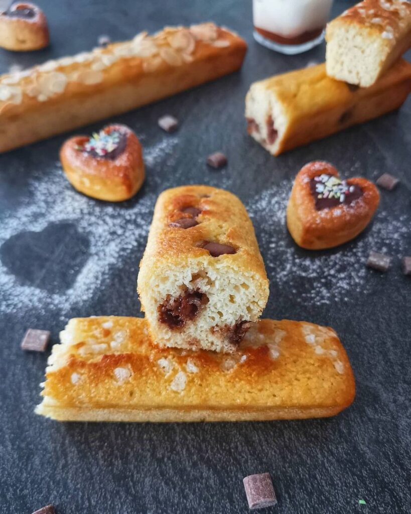 Cakes fondants et légers aux amandes et fromage blanc, sans beurre
