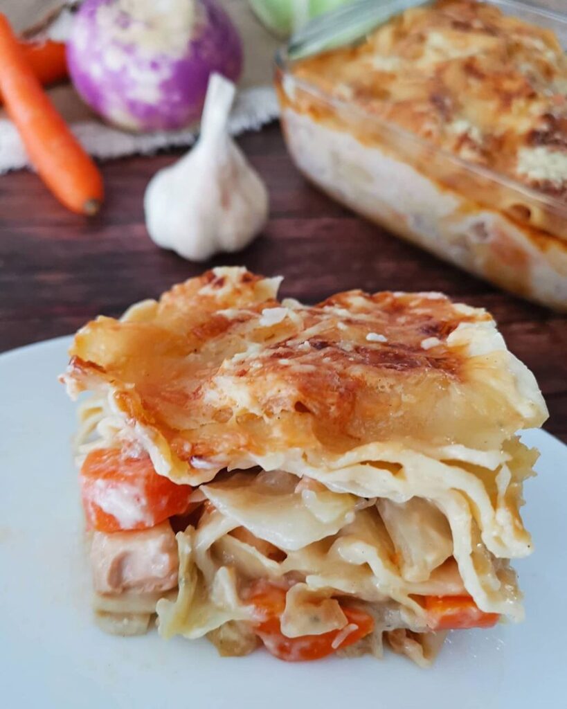 Lasagnes au chou vert, navet, carotte et saumon