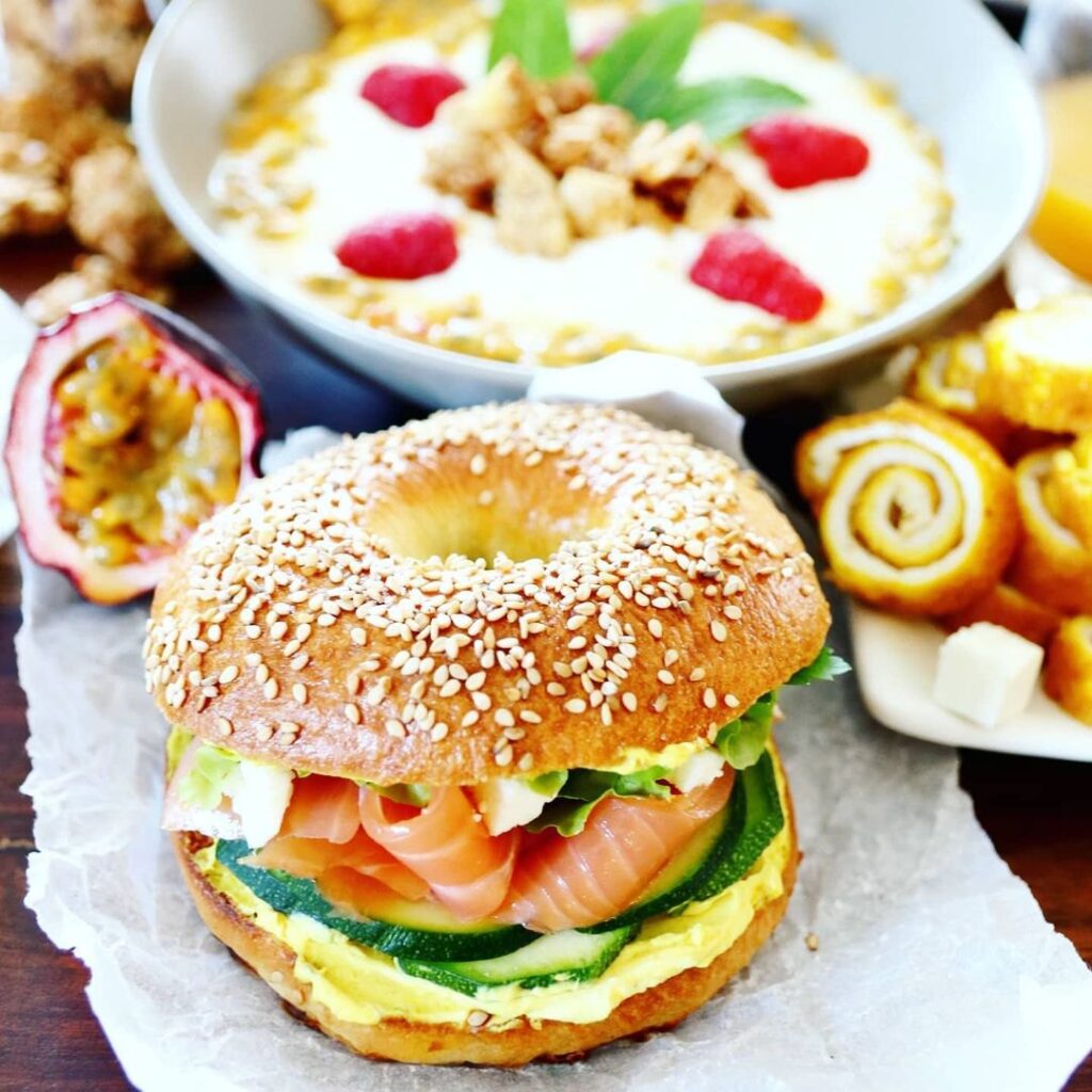 Bagels saumon, courgettes et crème de curry