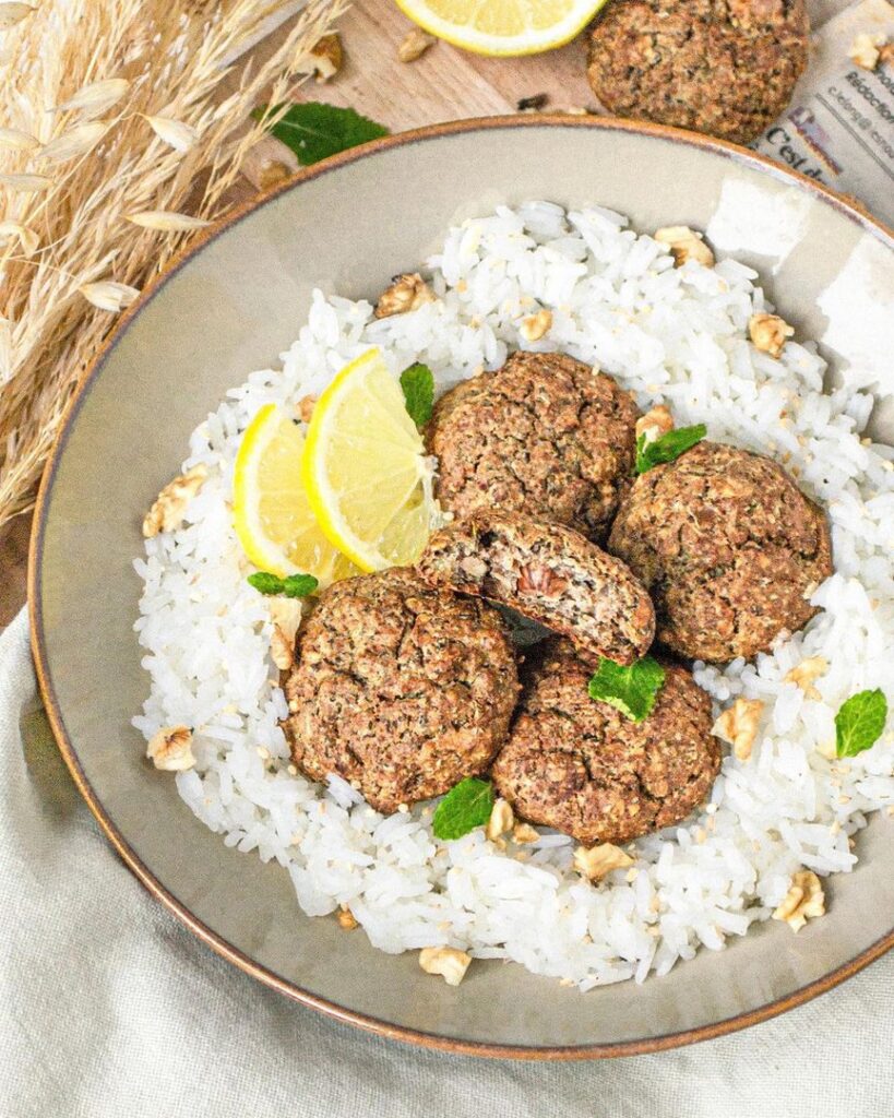 Boulettes de lentilles, noix et feta