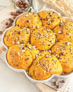 Brioche potimarron et noisettes
