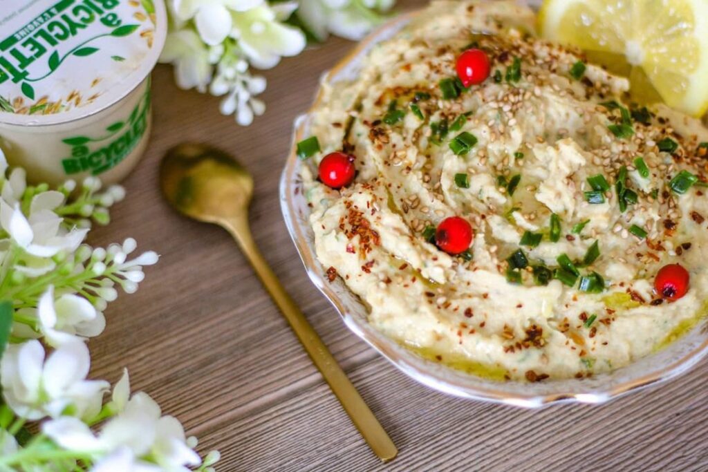 Houmous aux citrons confits et au yaourt à l&rsquo;avoine