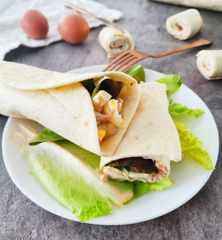 Wraps thon, œuf dur sauce ail et fines herbes