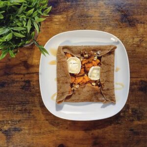 Galettes de butternut rôtie chèvre et miel