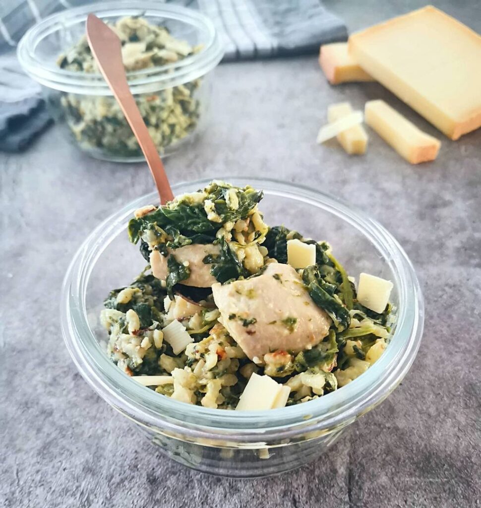 Riz fondant aux épinards et poulet express en one pot